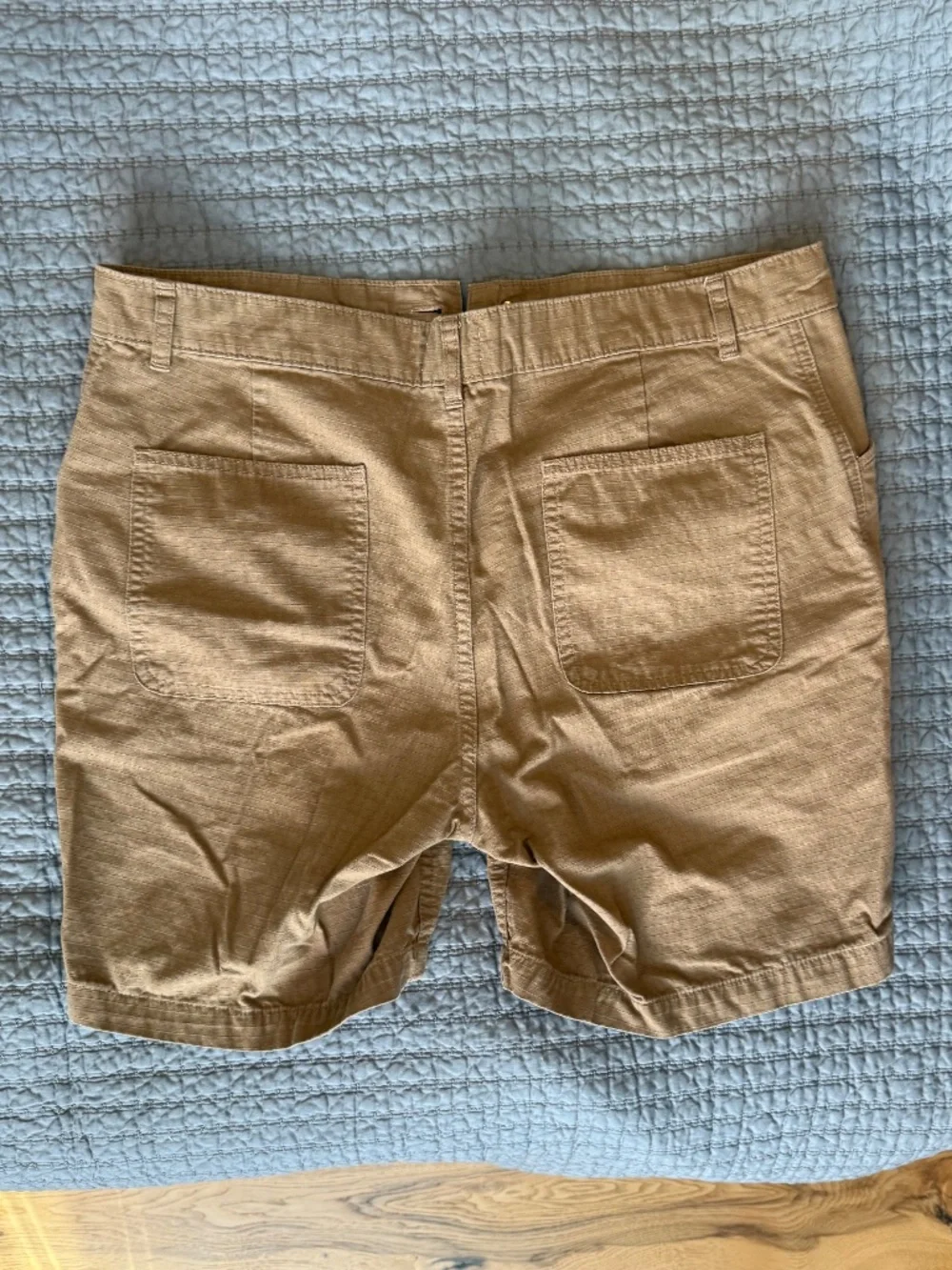 Taylor Stitch Camp Short in Khaki Ripstop.